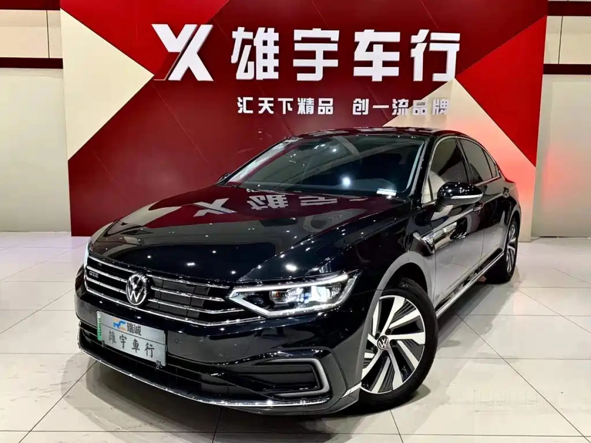 VOLKSWAGEN MAGOTAN GTE PLUG IN HYBRID  2024