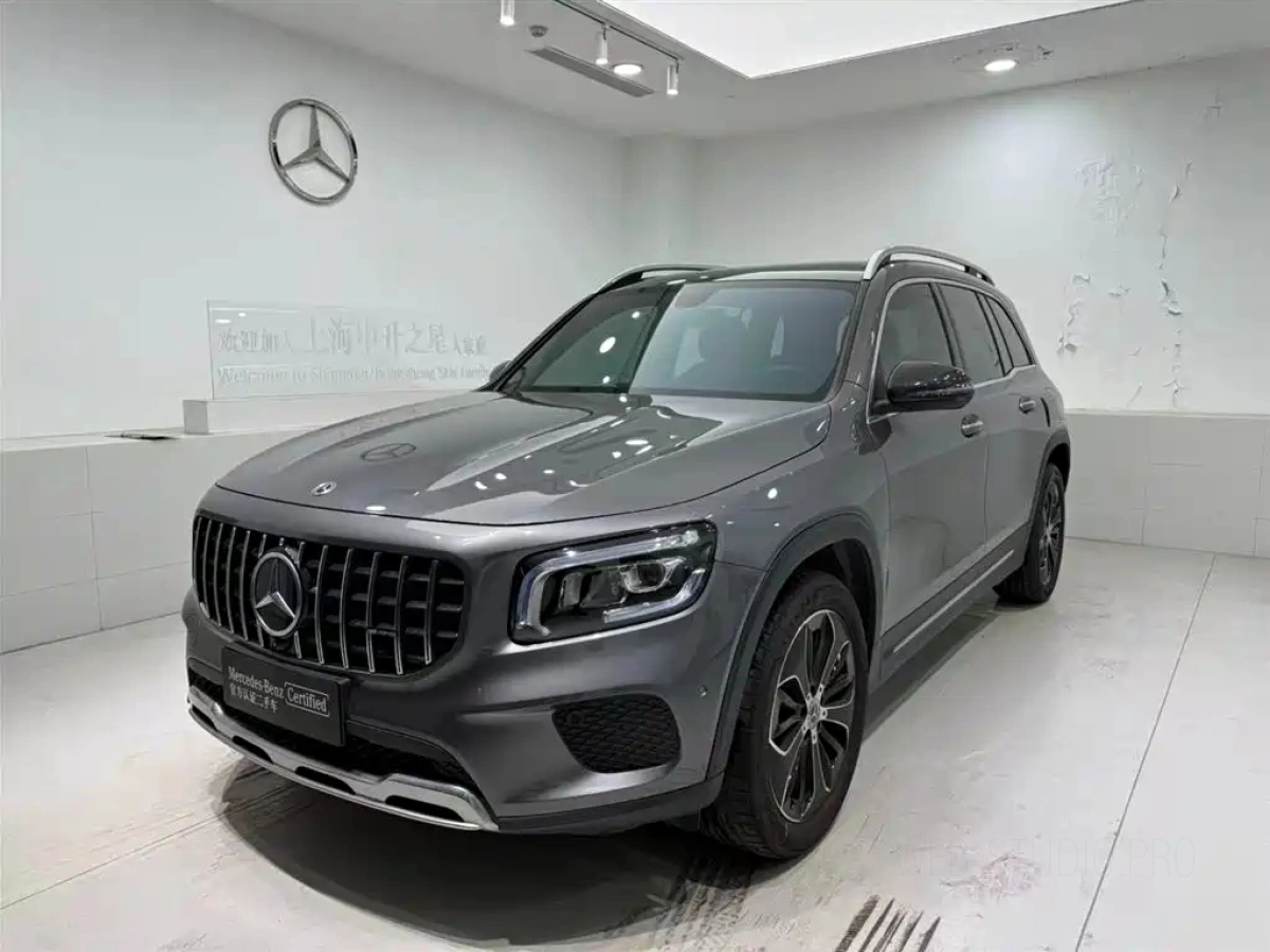 MERCEDES BENZ GLB