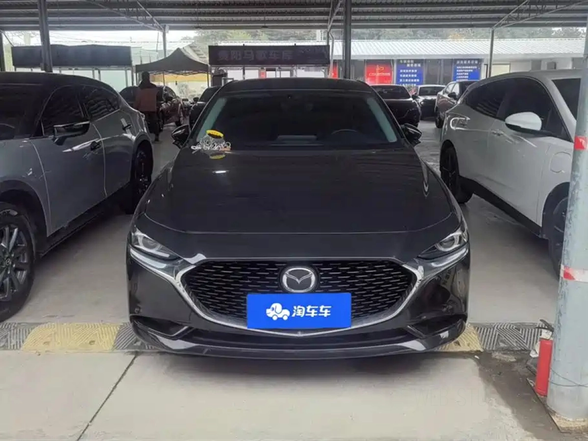MAZDA 3 AXELA