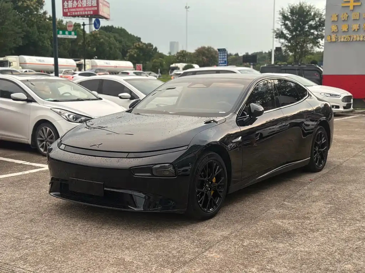 XPENG MOTORS P7  2023