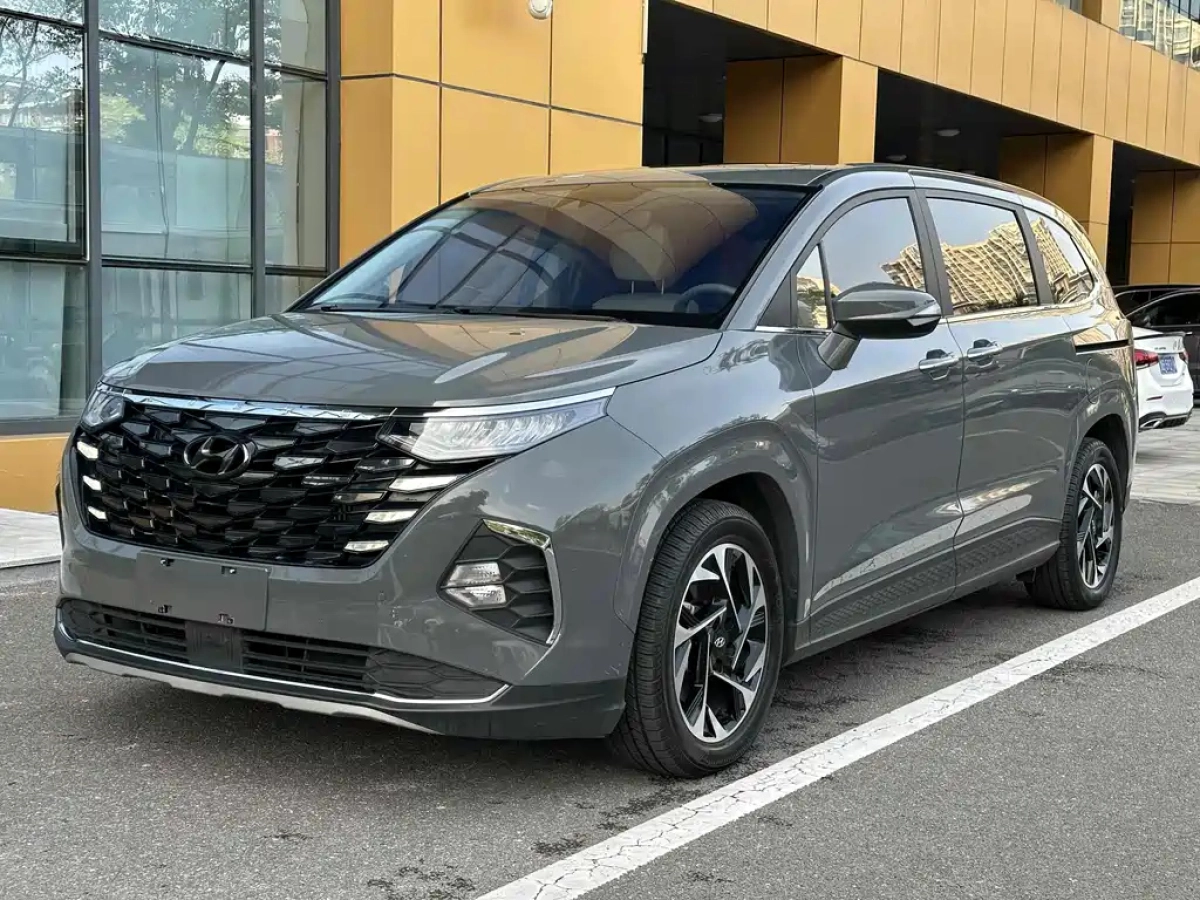 HYUNDAI CUSTO  2022