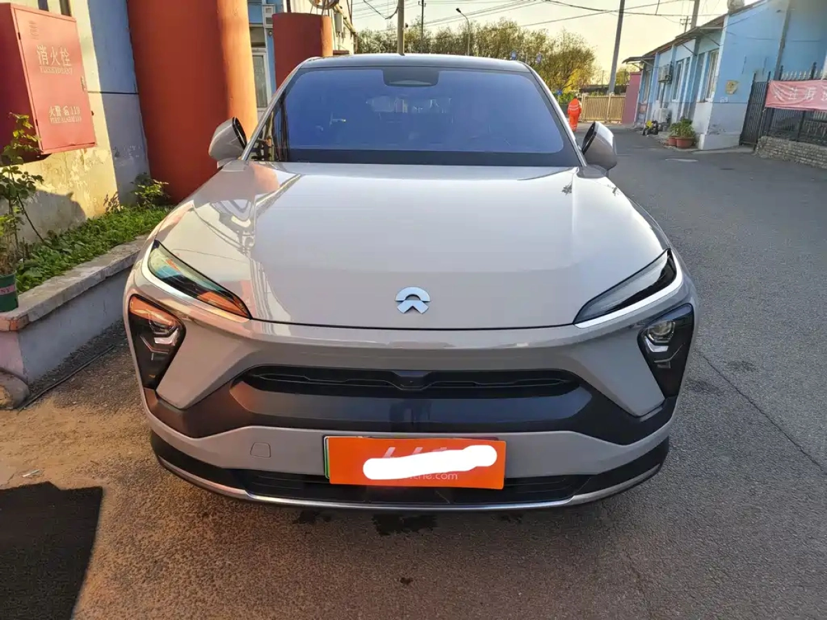 NIO EC6