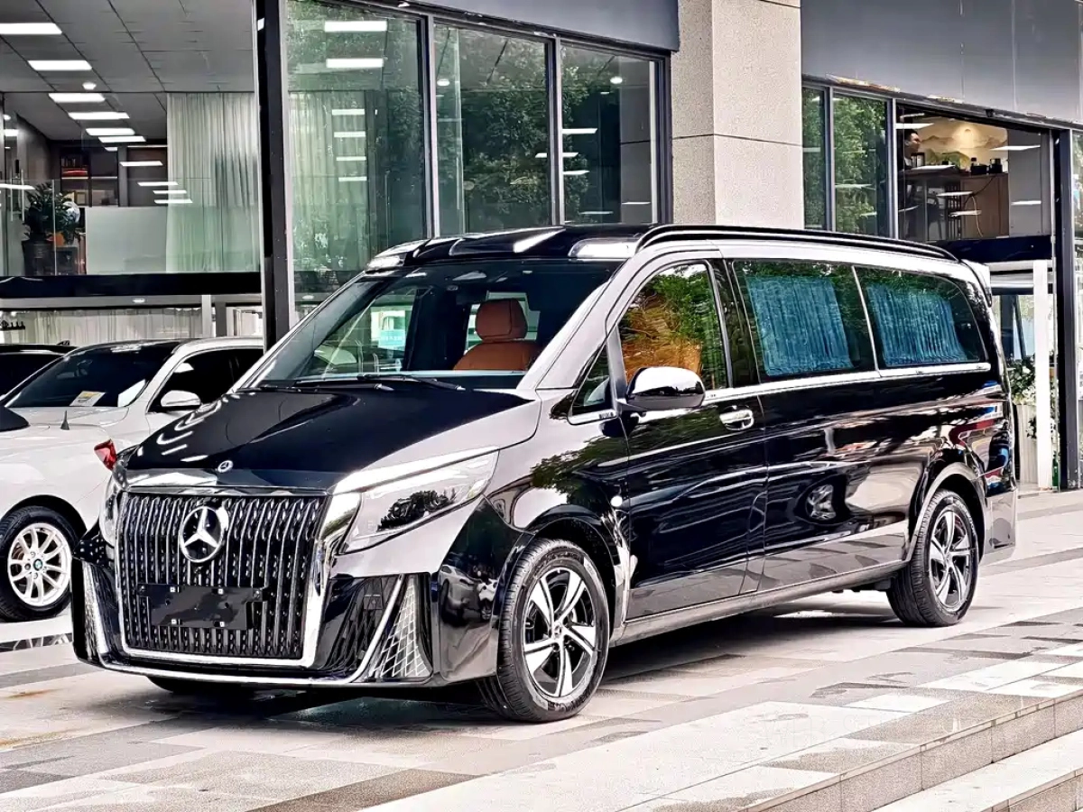 MERCEDES BENZ VITO  2025