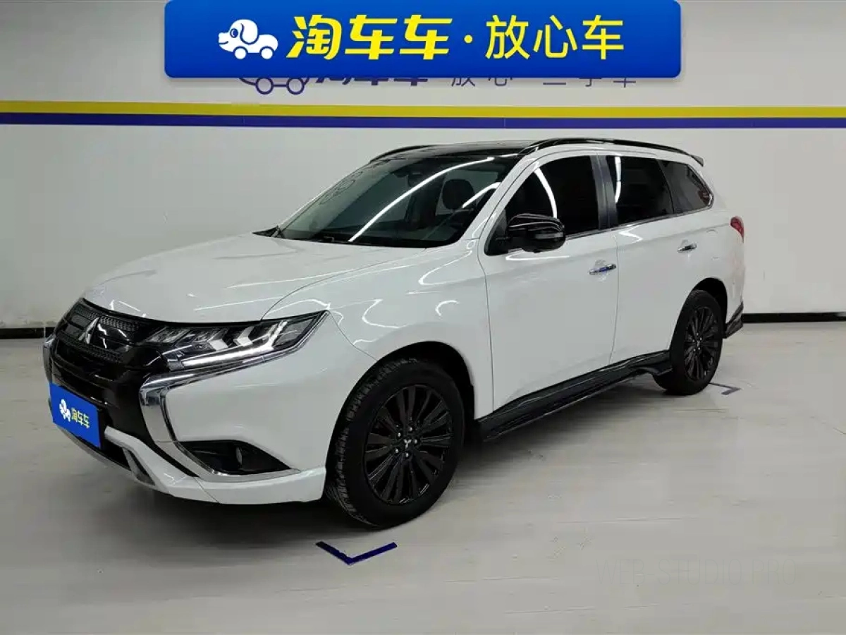 MITSUBISHI OUTLANDER  2023