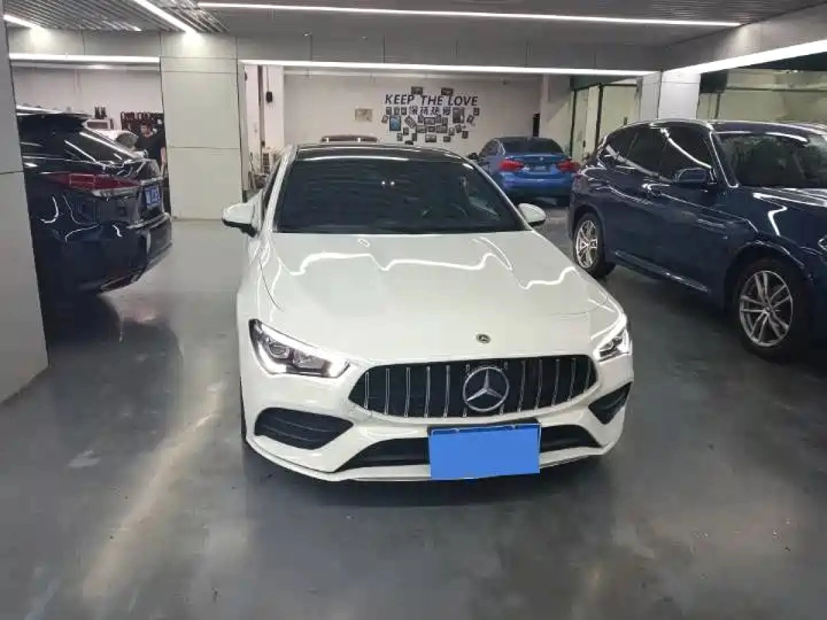 MERCEDES BENZ CLA