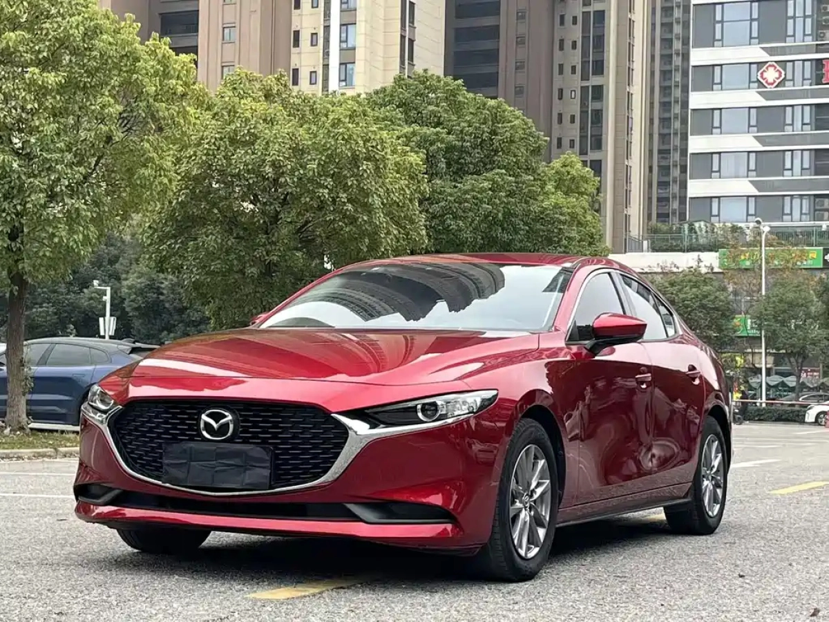 MAZDA 3 AXELA