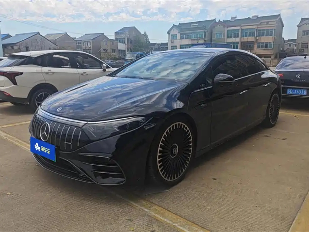 MERCEDES BENZ EQS AMG  2023