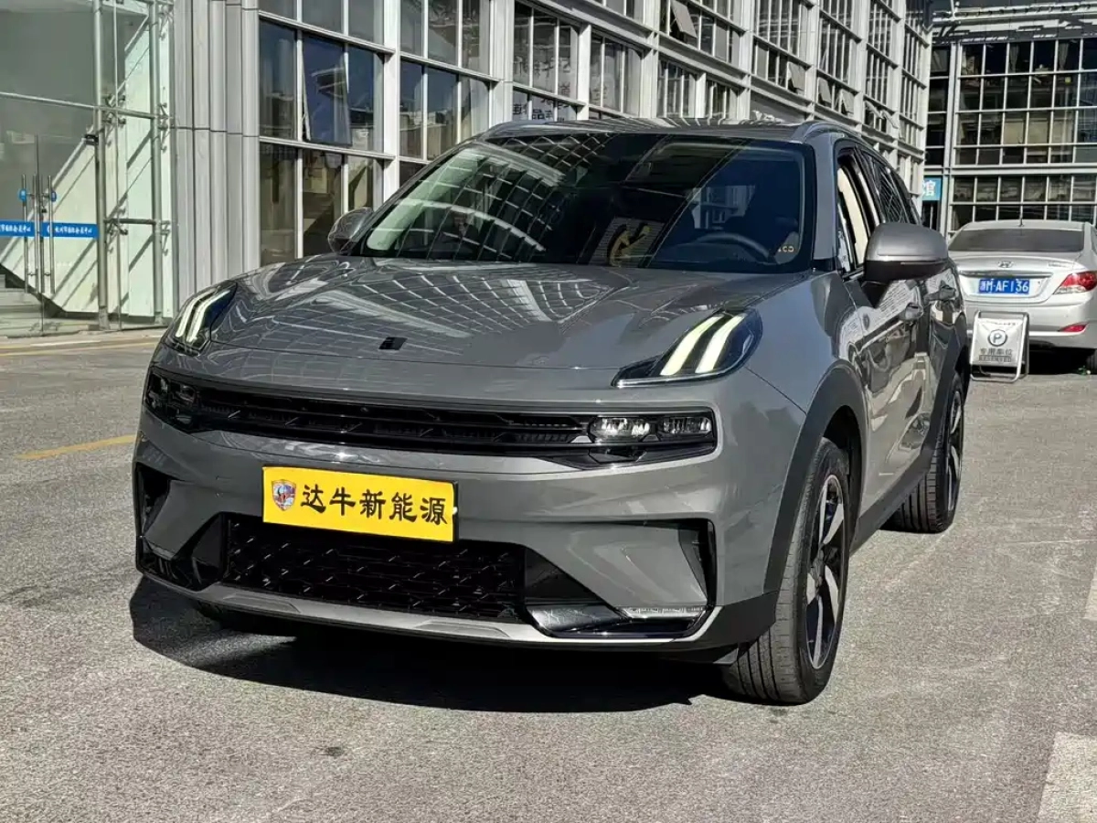 LYNK&CO 06 NEW ENERGY