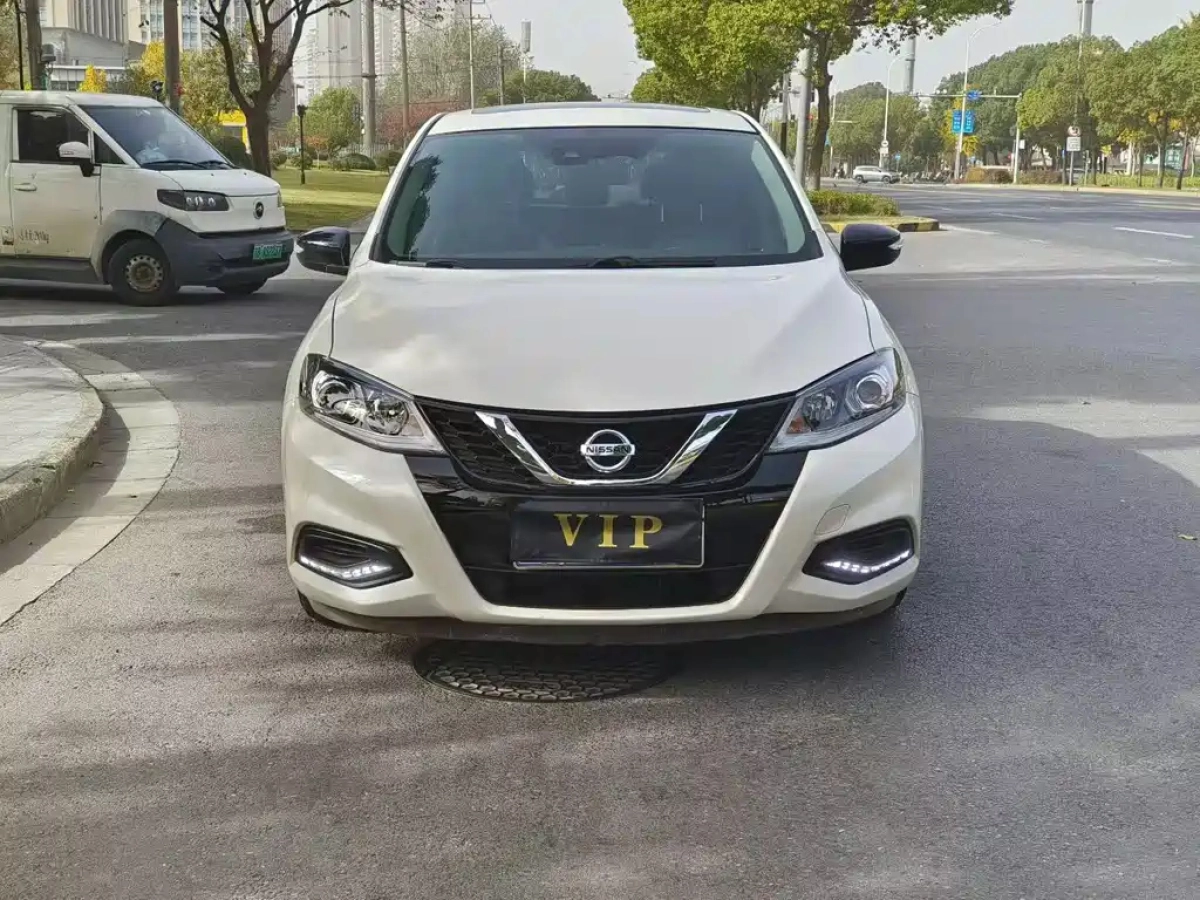 NISSAN TIIDA TIIDA  2021