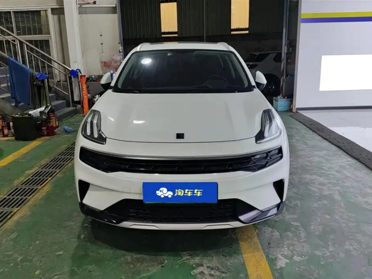 LYNK&CO 06 NEW ENERGY