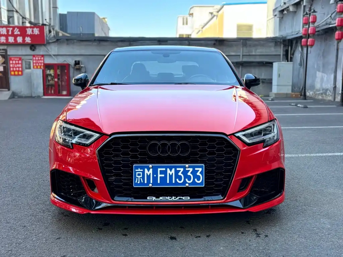 AUDI RS 3