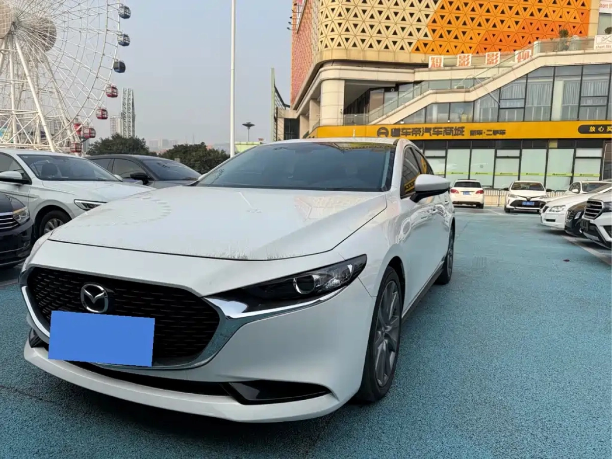 MAZDA 3 AXELA