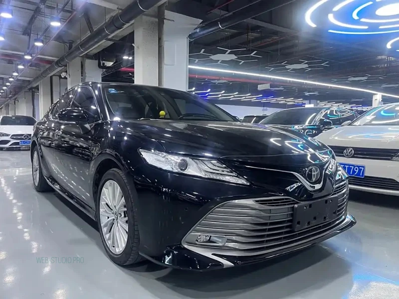 TOYOTA CAMRY