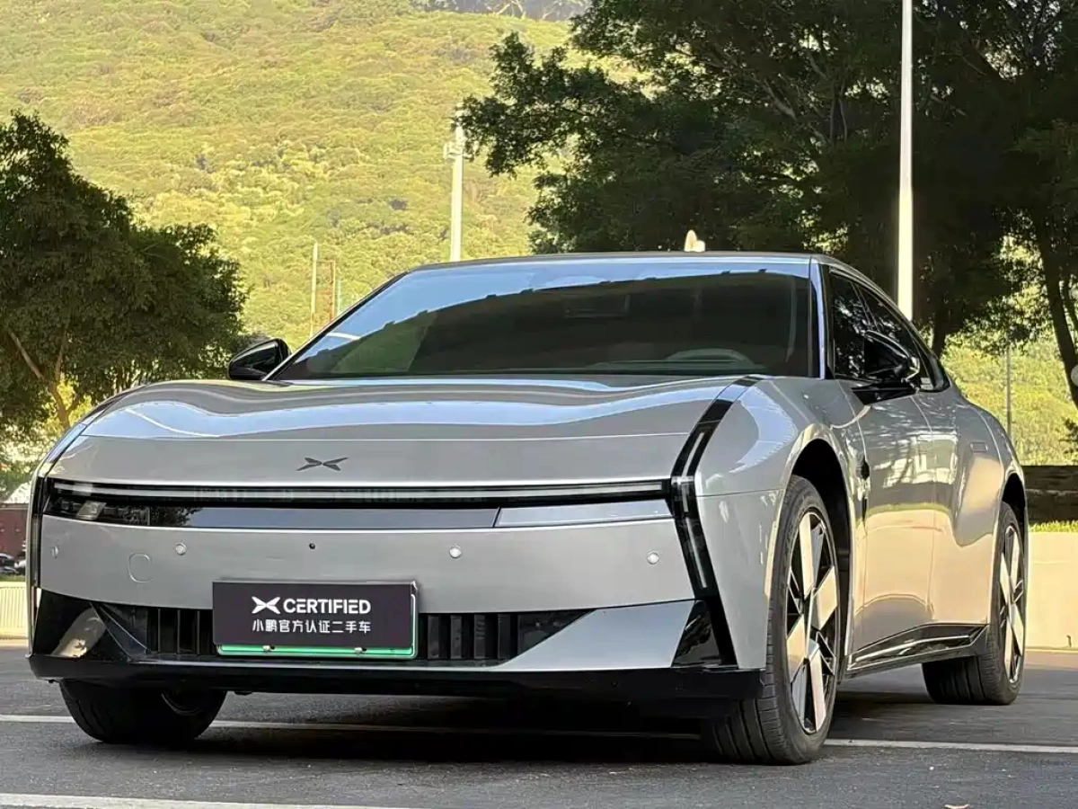 XPENG MOTORS P7  2025