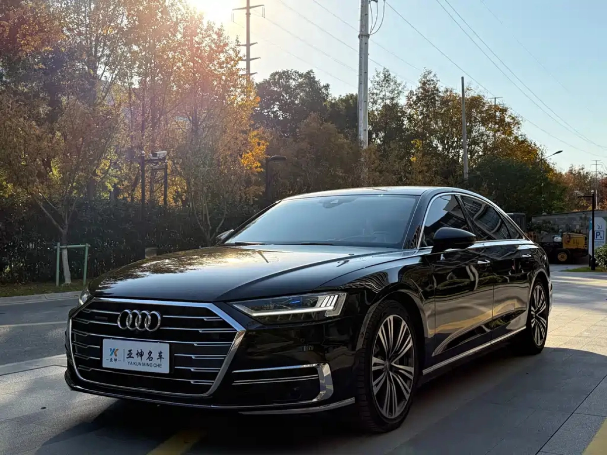 AUDI A8  2019