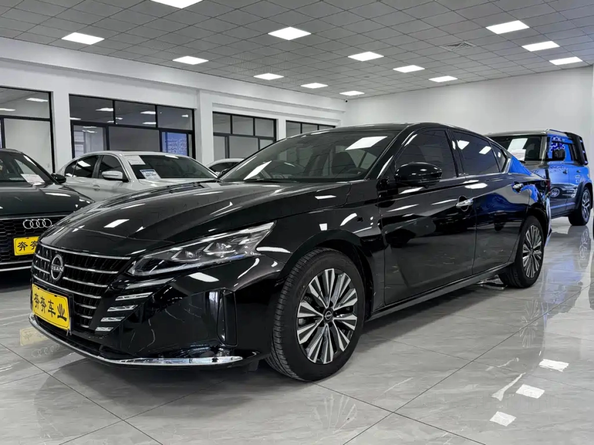 NISSAN TEANA  2023
