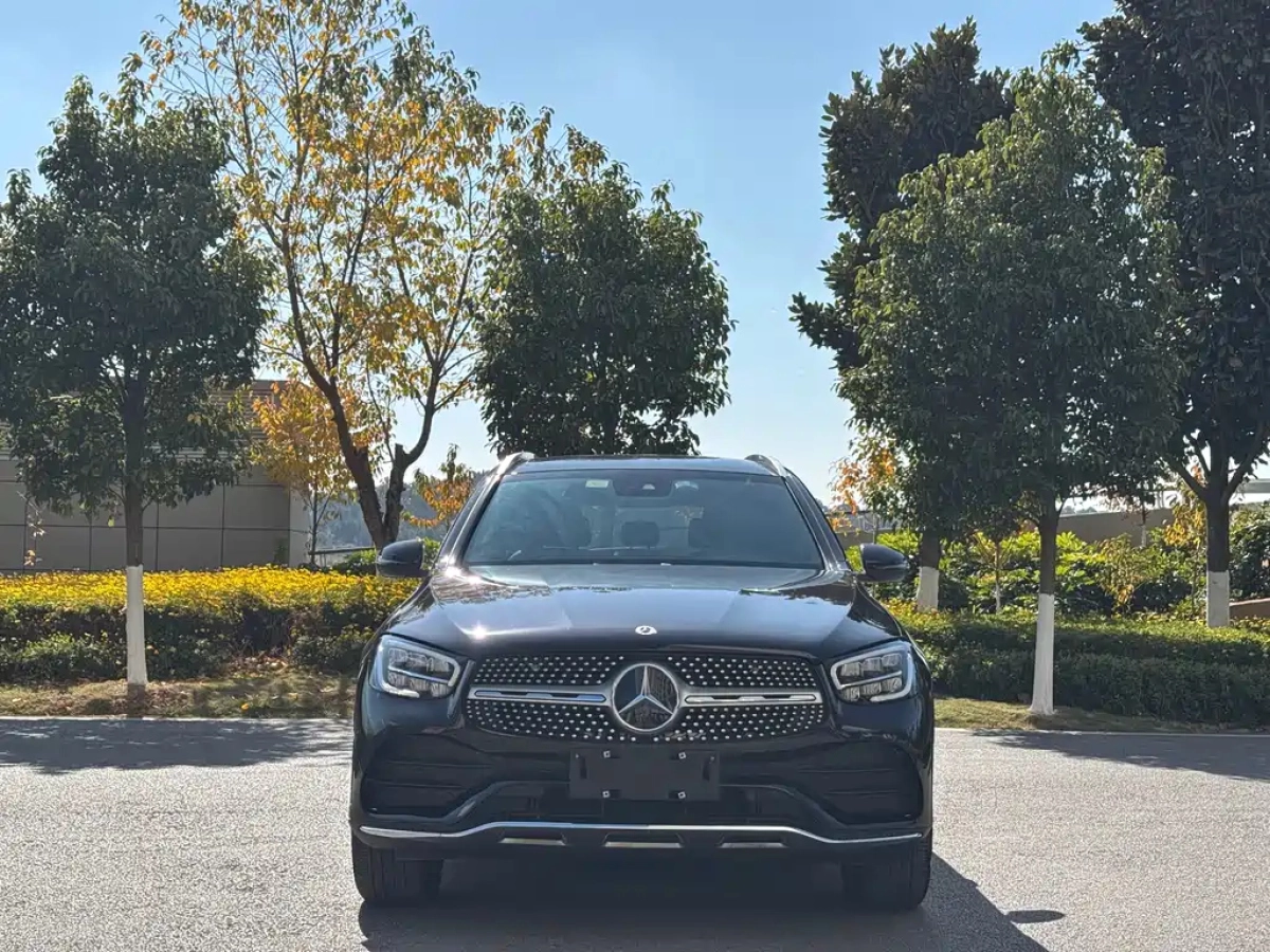 MERCEDES BENZ GLC