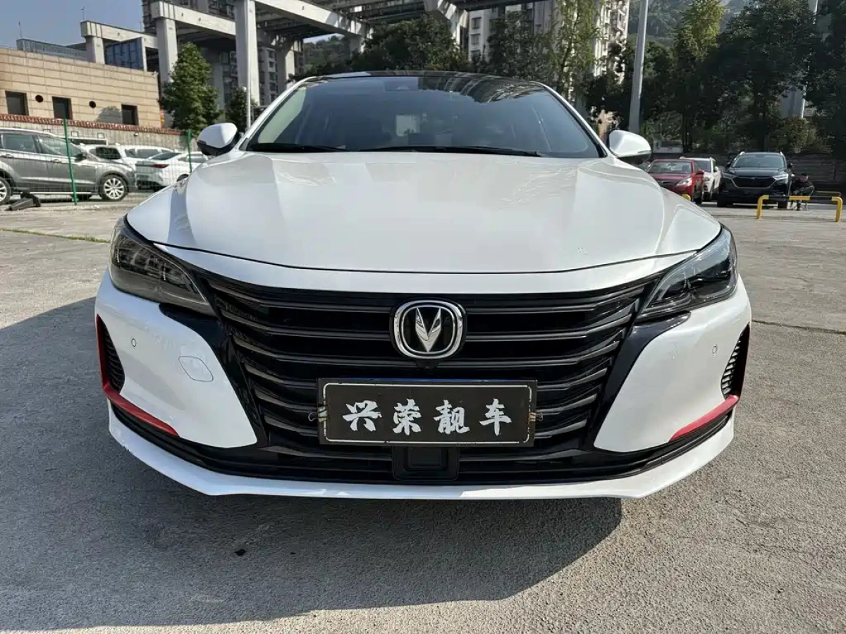 CHANGAN RAETON CC