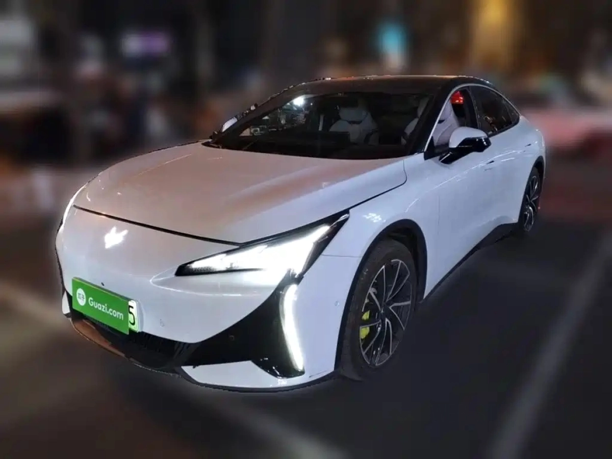 ARCFOX ALPHA S5  2025