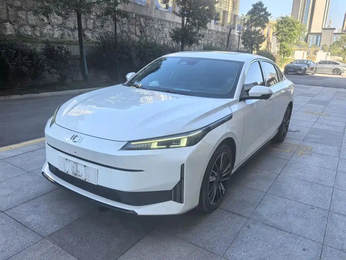 CHANGAN QIYUAN A05  2023