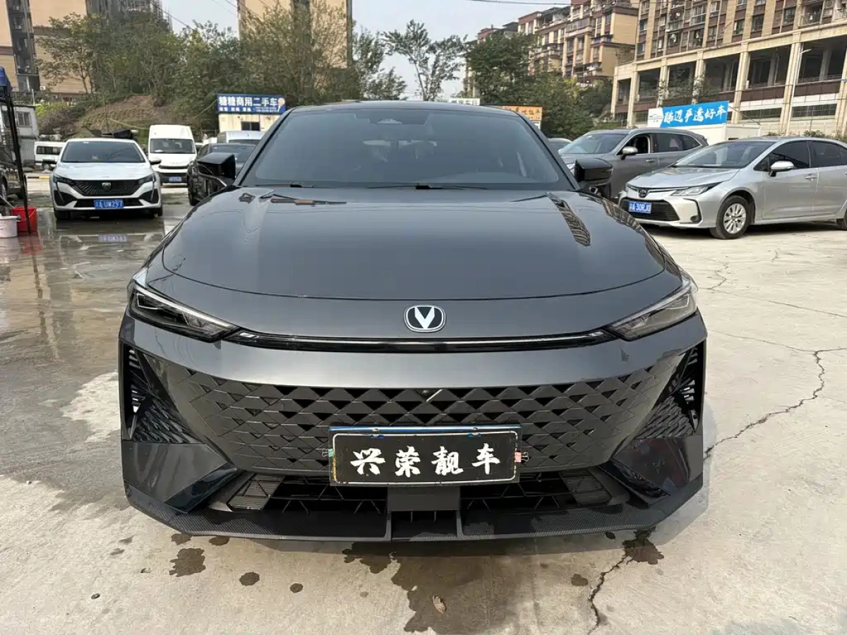 CHANGAN UNI-V