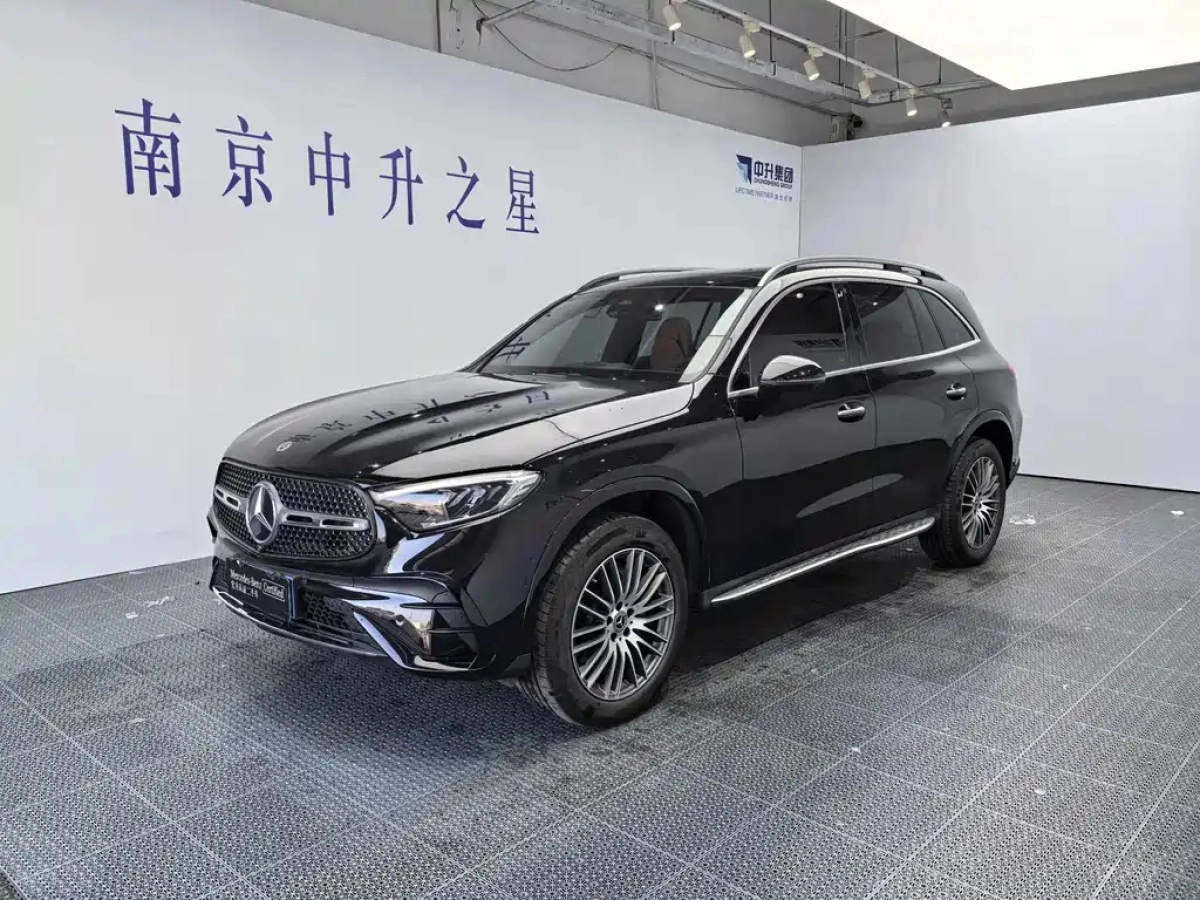 MERCEDES BENZ GLC