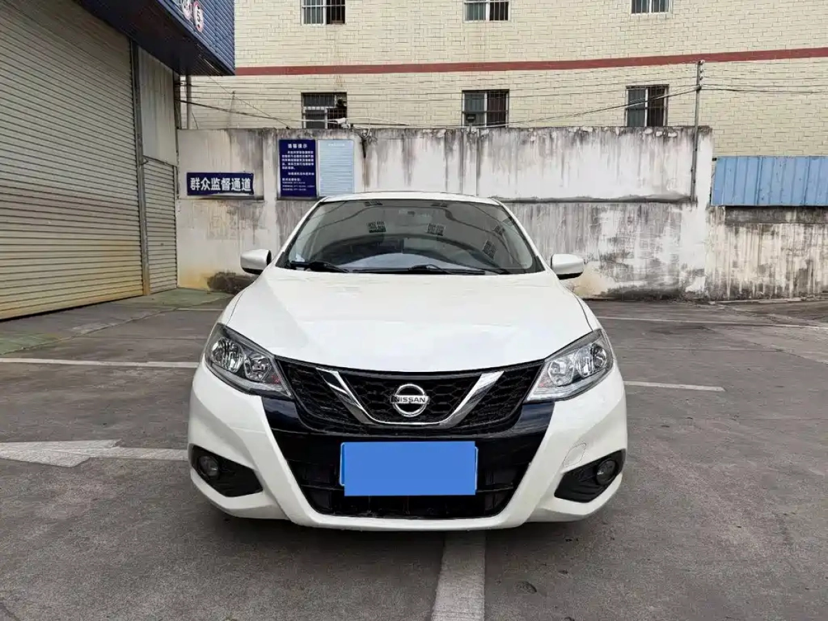 NISSAN TIIDA TIIDA