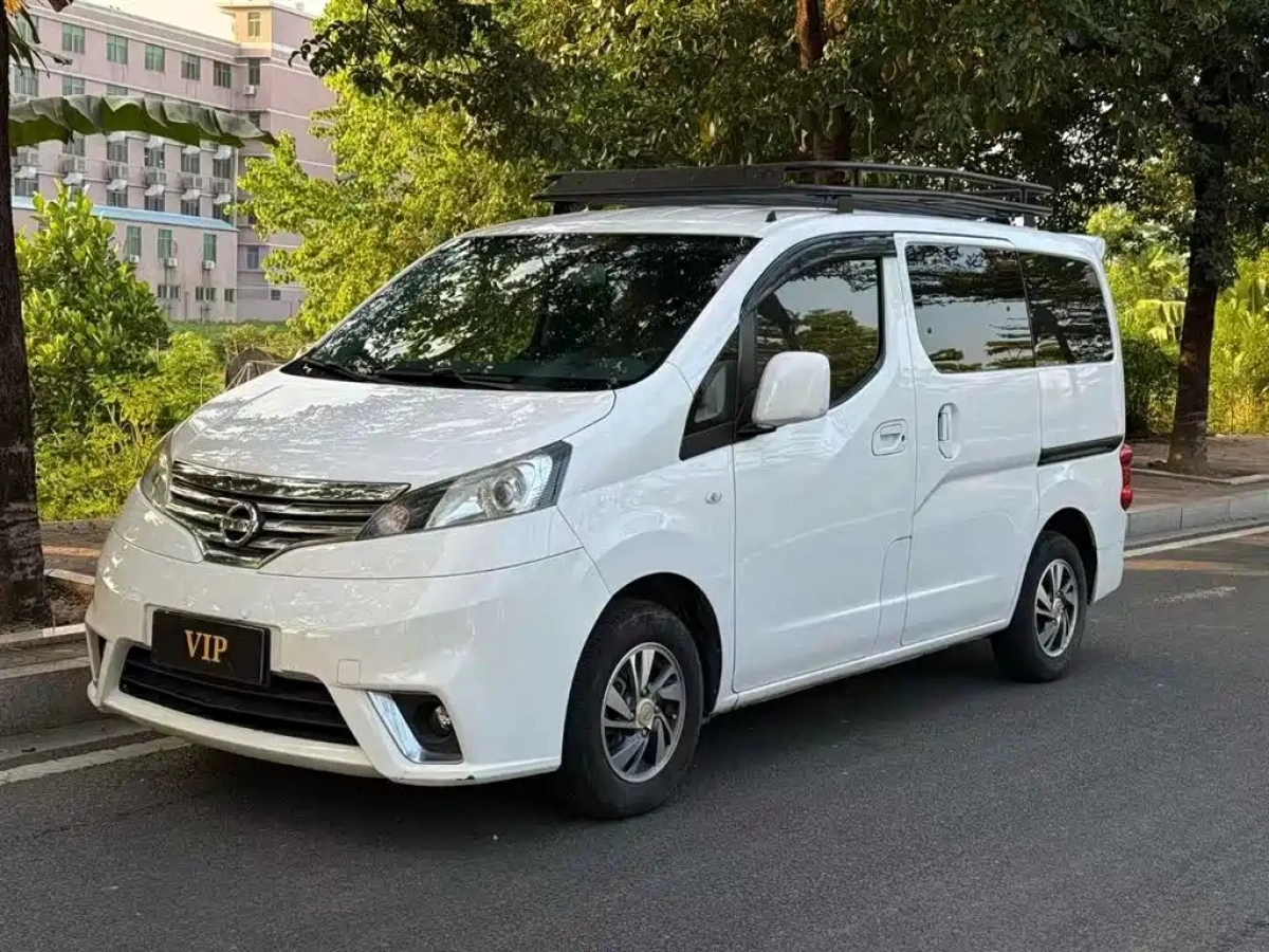 NISSAN NV200  2019
