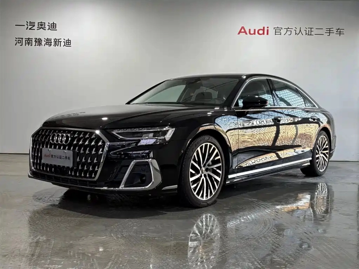 AUDI A8