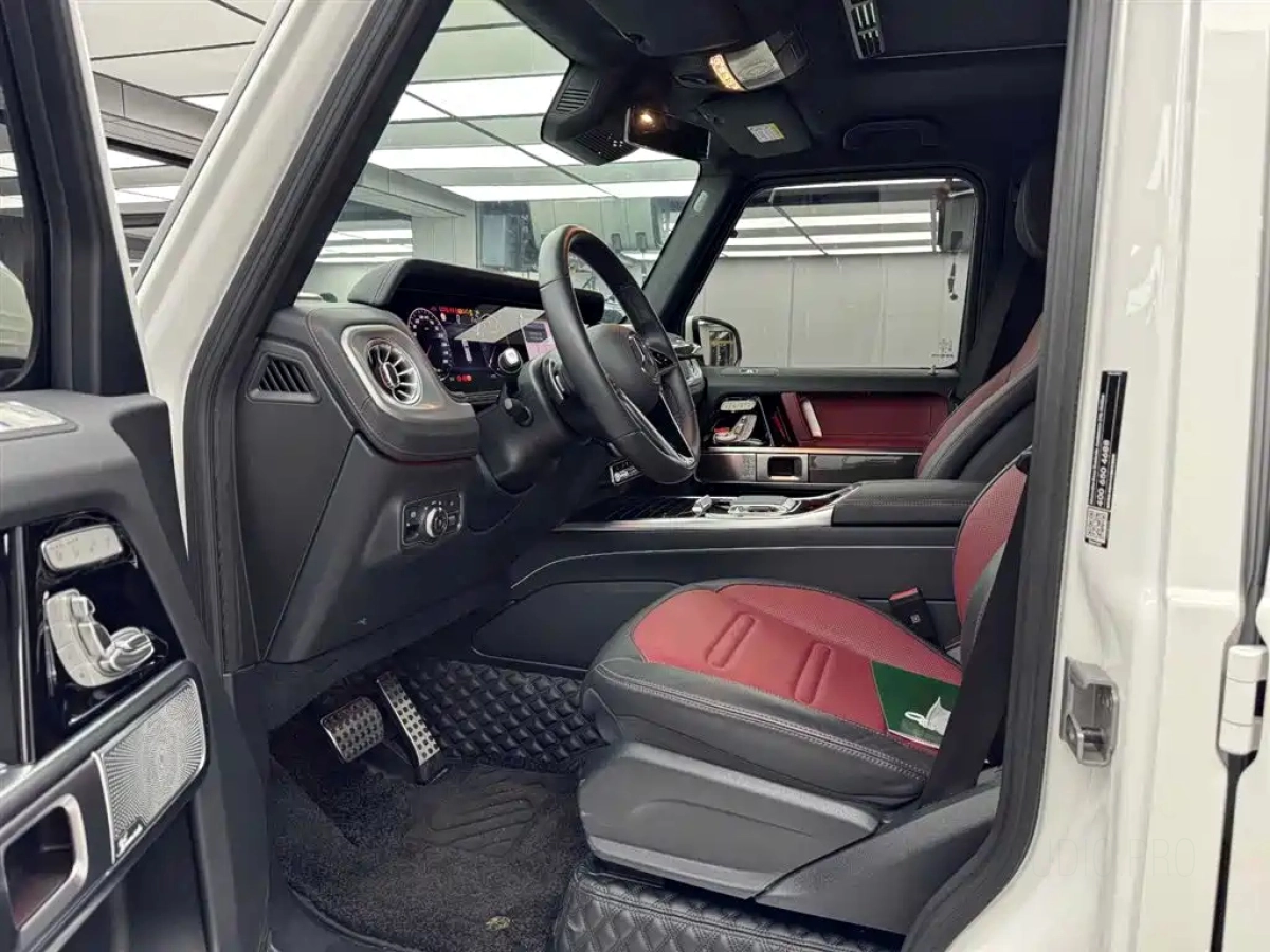 MERCEDES BENZ G-CLASS