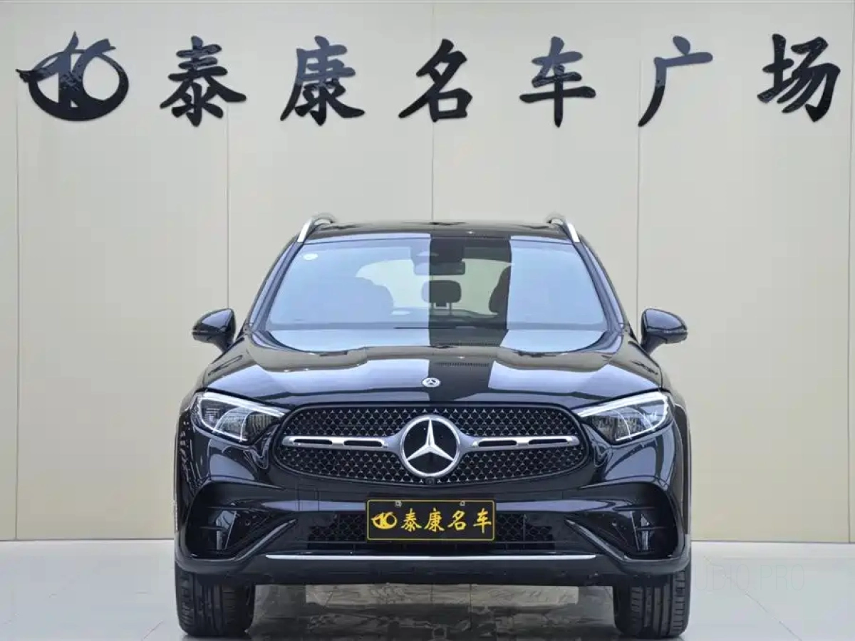 MERCEDES BENZ GLC