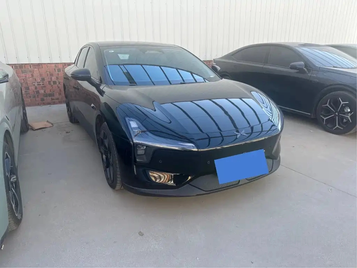 XPENG MOTORS MONA M03