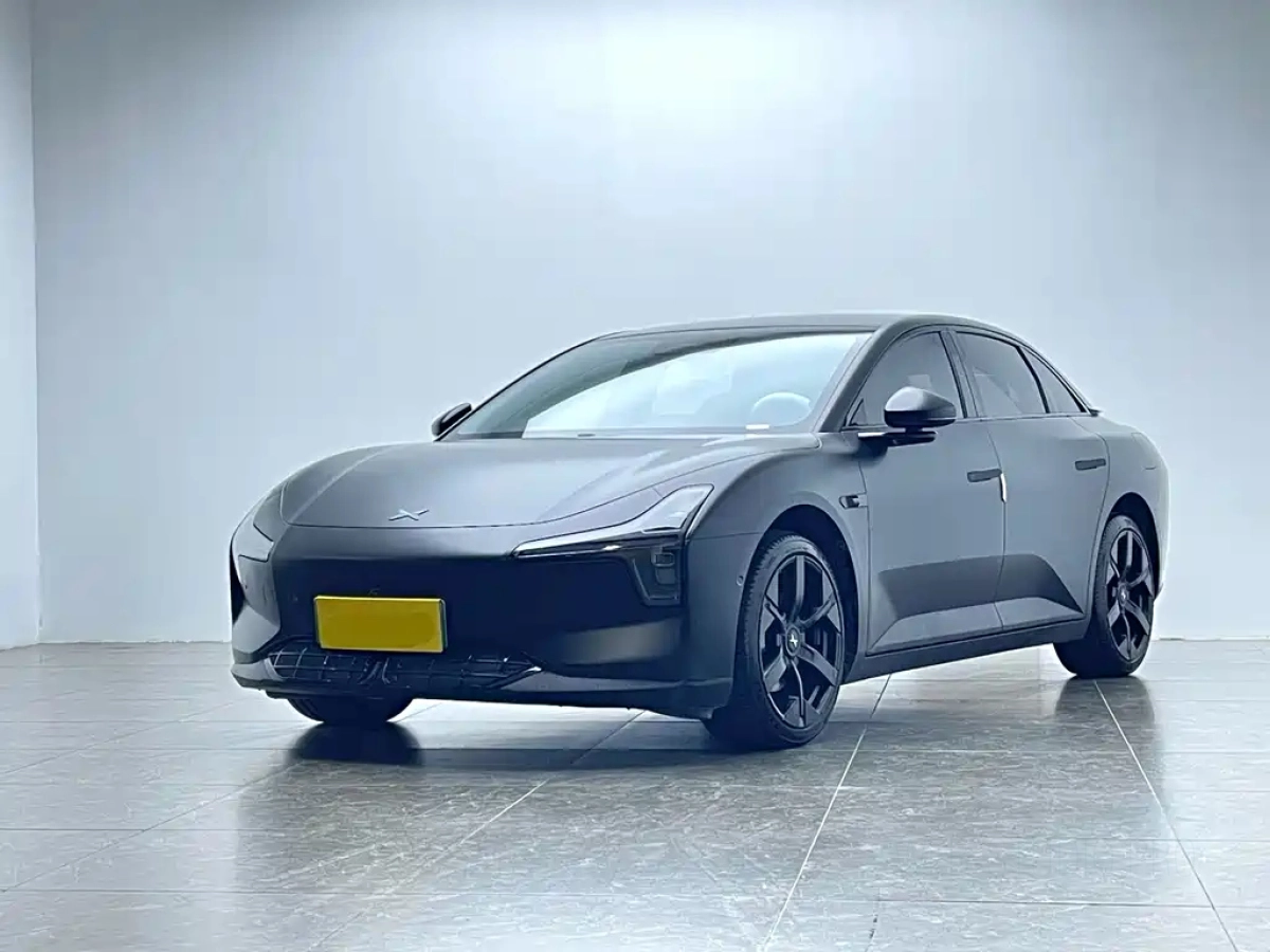 XPENG MOTORS MONA M03