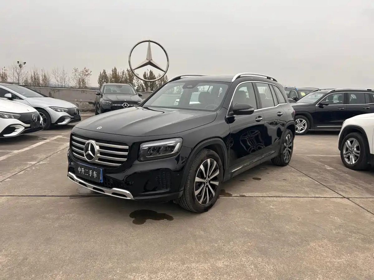 MERCEDES BENZ GLB