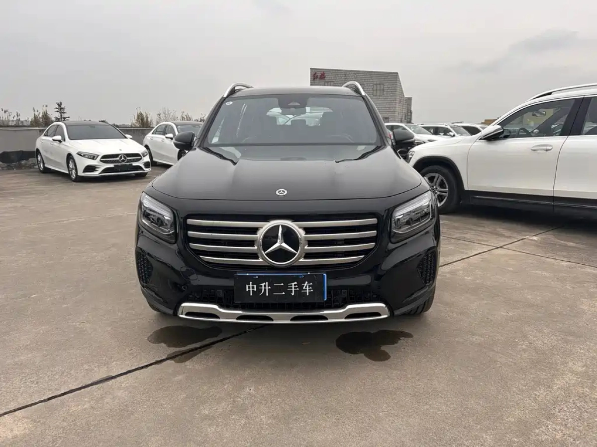MERCEDES BENZ GLB