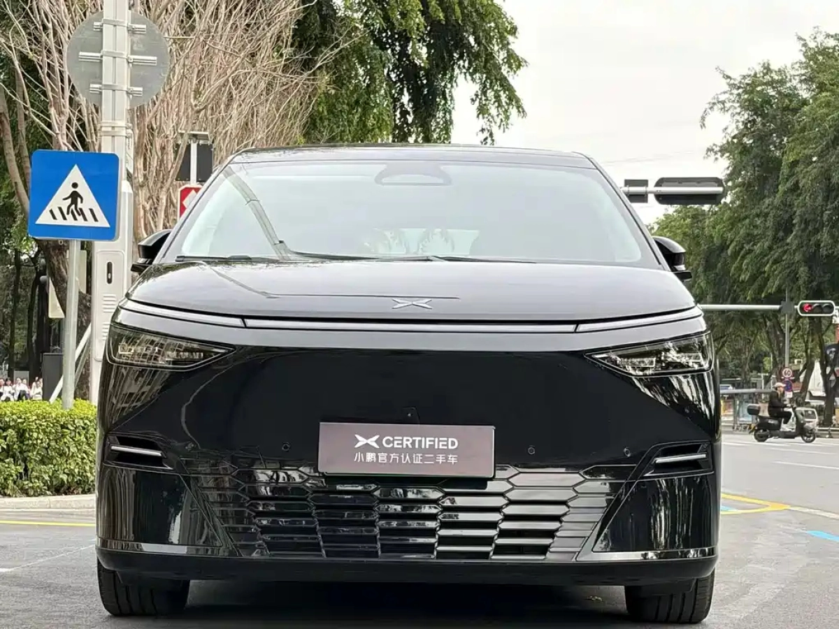 XPENG MOTORS X9