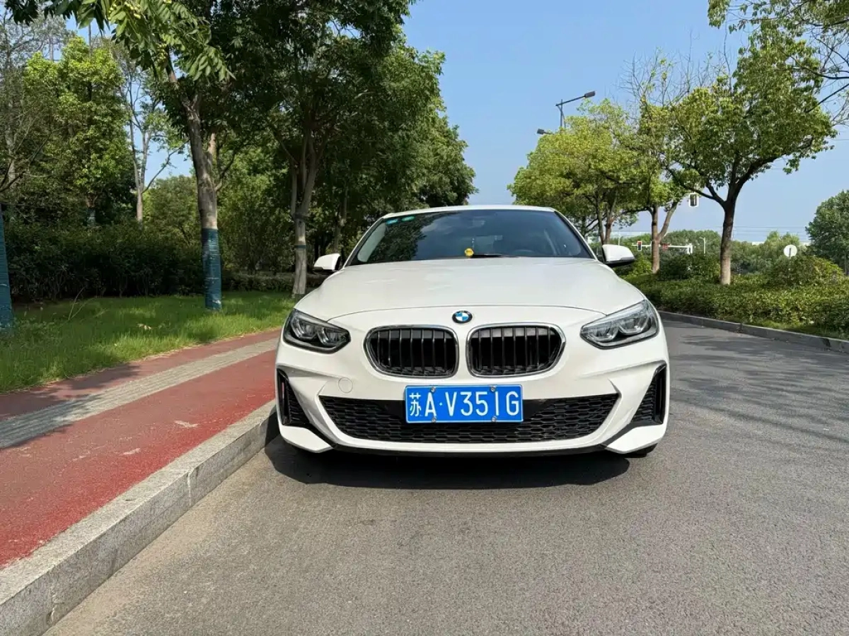 BMW 1-SERIES