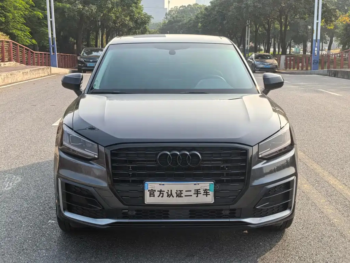 AUDI Q2L
