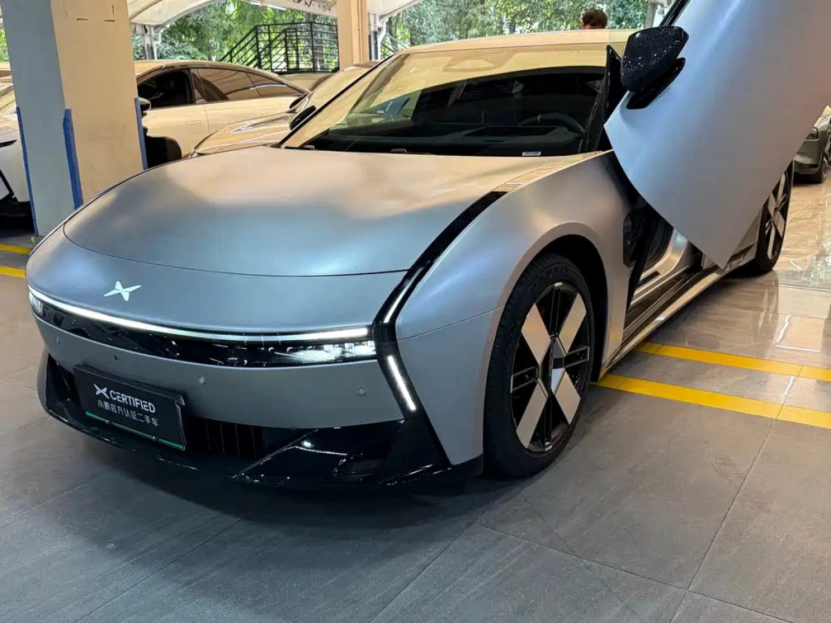 XPENG MOTORS P7  2025