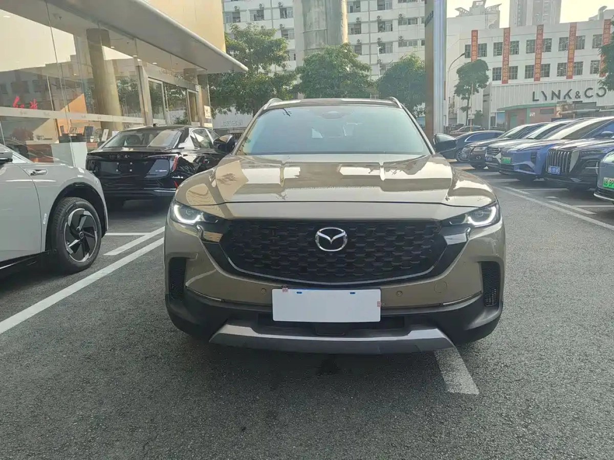 MAZDA CX-50行也