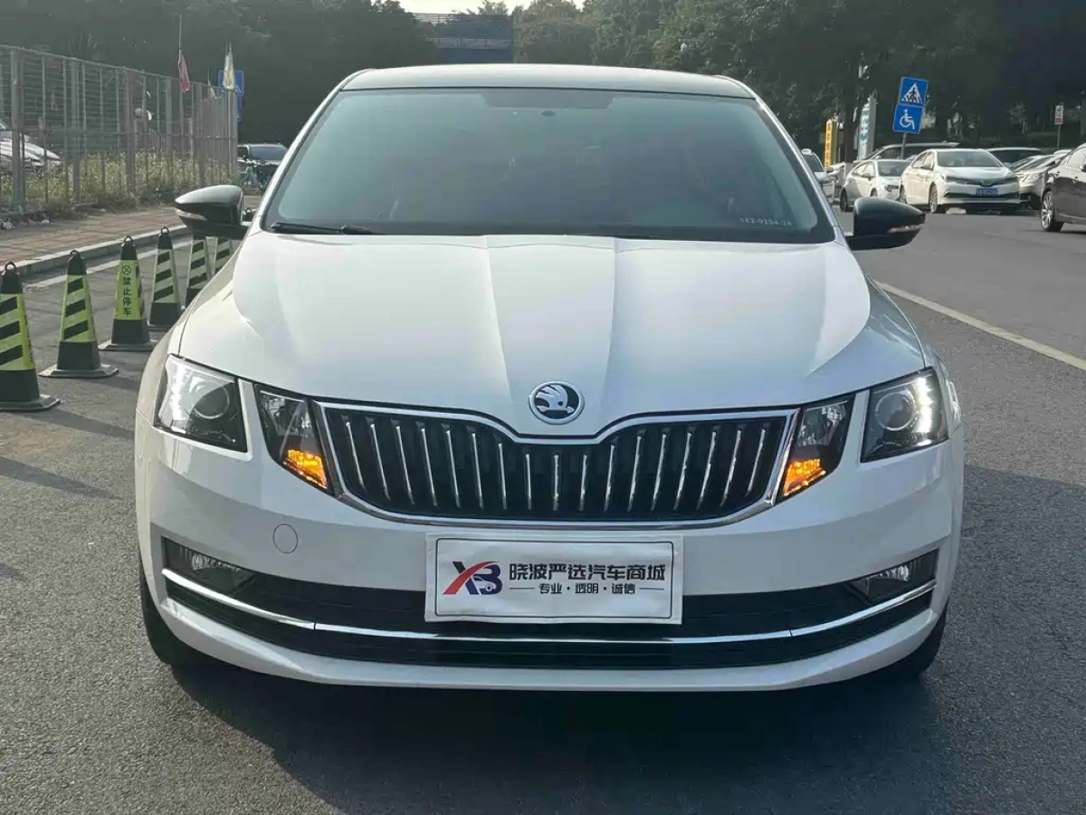SKODA OCTAVIA
