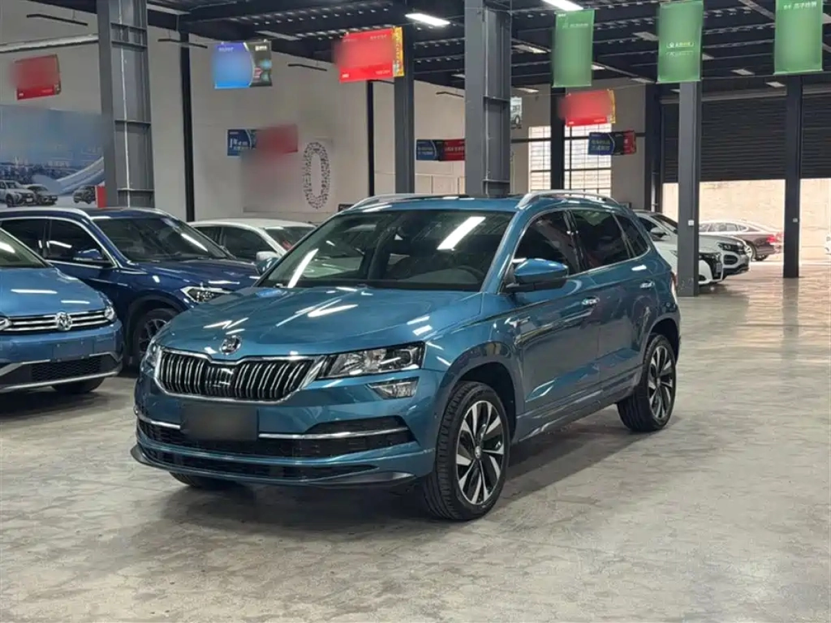 SKODA KAROQ  2022