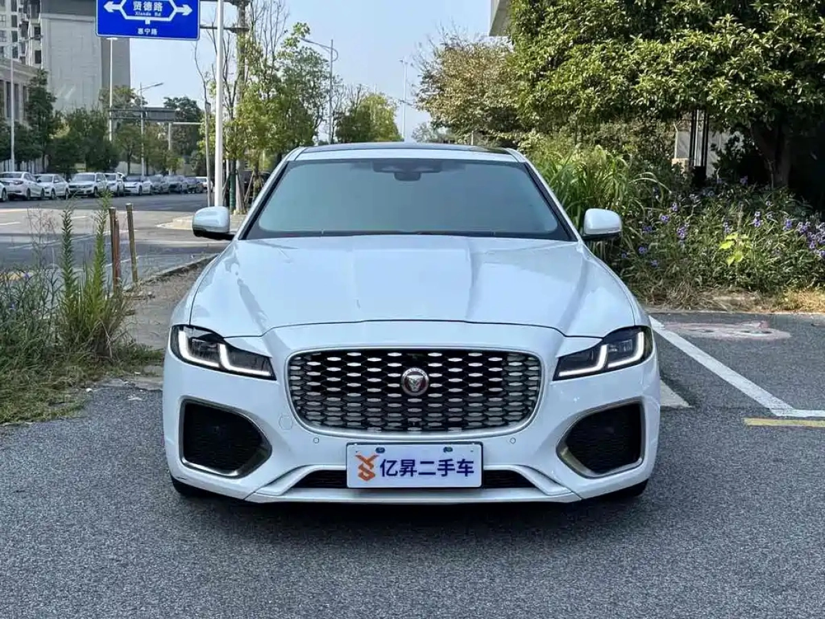 JAGUAR XFL