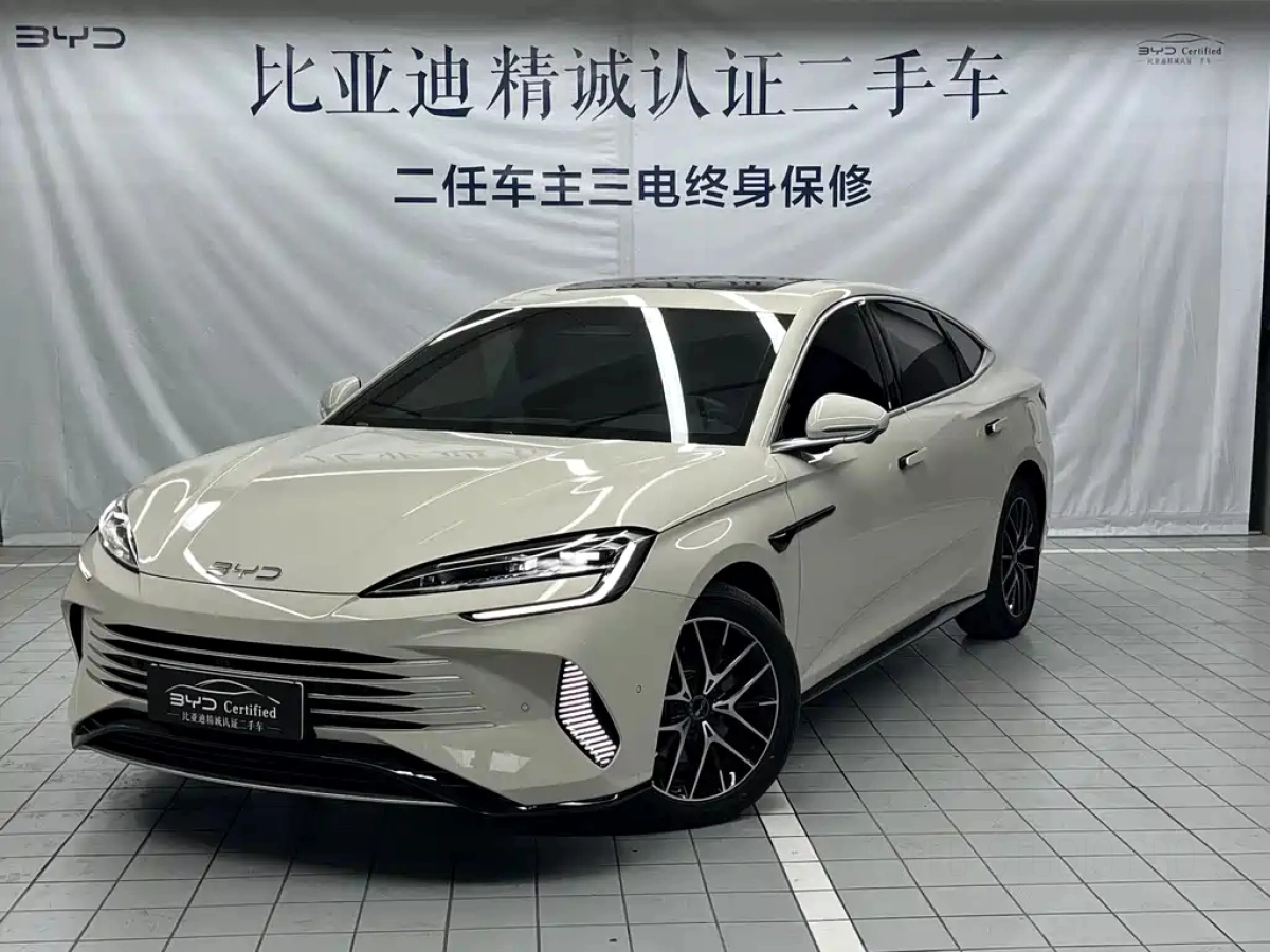 BYD SEAL 07 DM-I  2025