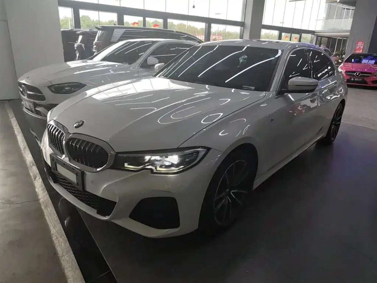 BMW 3-SERIES  2021