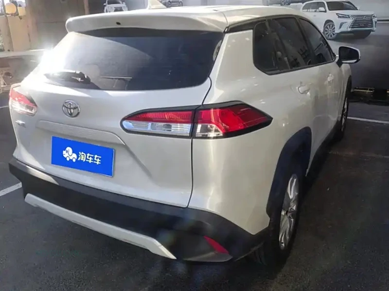 TOYOTA COROLLA CROSS