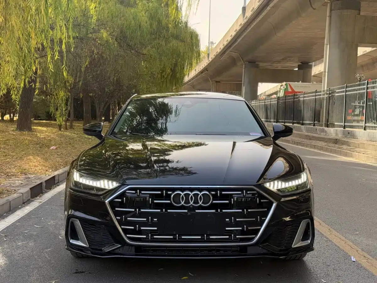 AUDI A7L