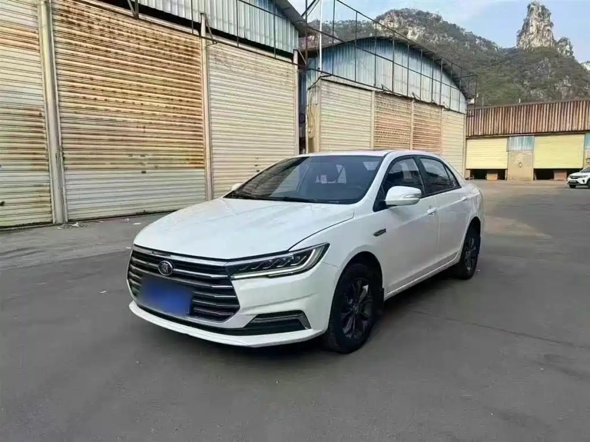 BYD QIN
