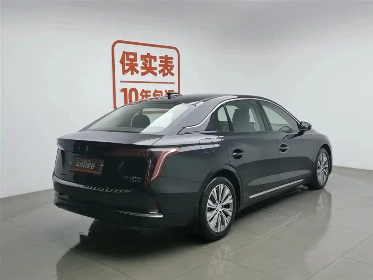 HONGQI E-QM5