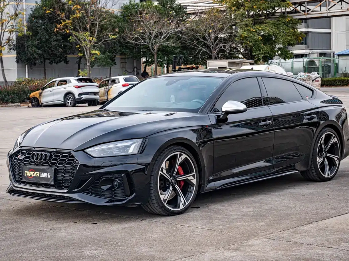 AUDI RS 5  2021